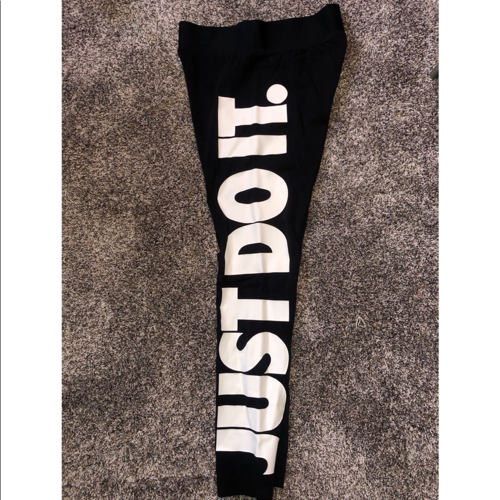 Nike leggings